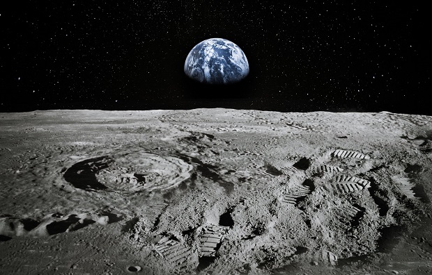 Лунната повърхност е опасна за земните жители