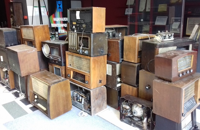 Впечатляваща сбирка от радиоапарати получи Националния политехнически музей