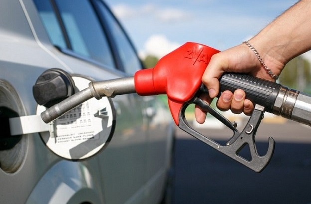 По 25 стотинки на литър гориво от държавата