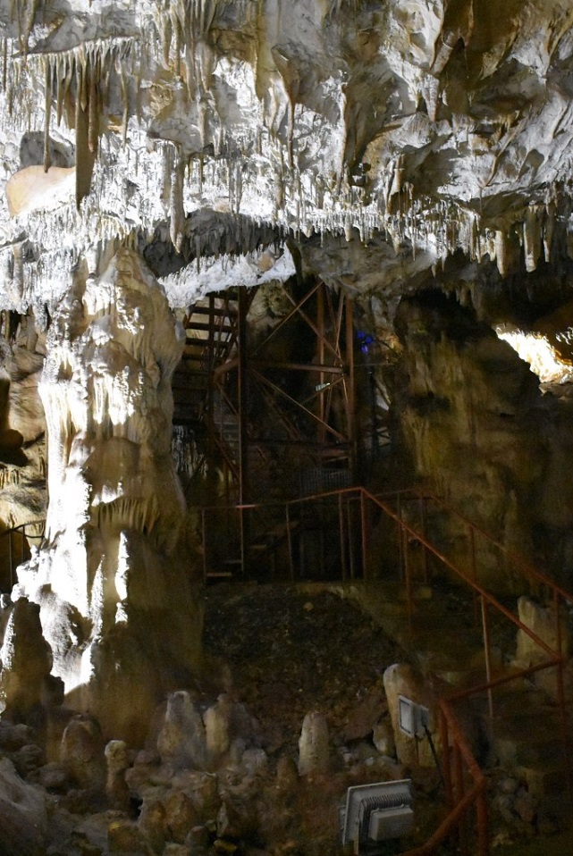 За първи път, откакто пещерата „Добростански бисер“ е обособена и обезопасена, тя няма да приема туристи
