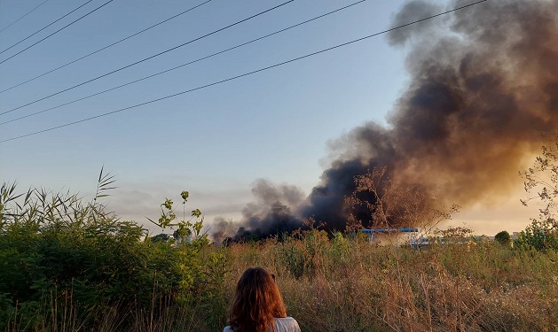 Още не е ясна причината за големия пожар в Бургас