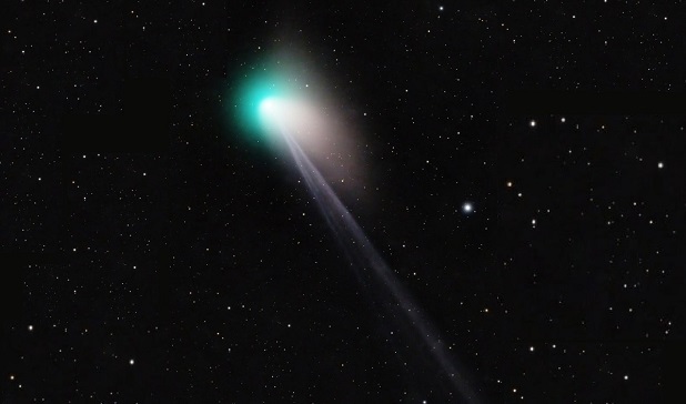 Зелената комета приближава Земята