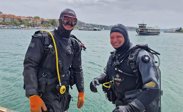 Подновиха подводните археологически проучвания край остров Св. св. Кирик и Юлита