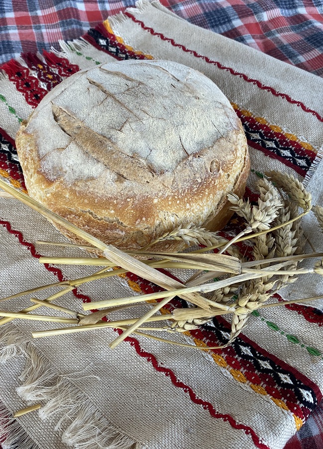 Фестивал на обредния хляб ще се проведе на Еньовден на територията на средновековната крепост Червен