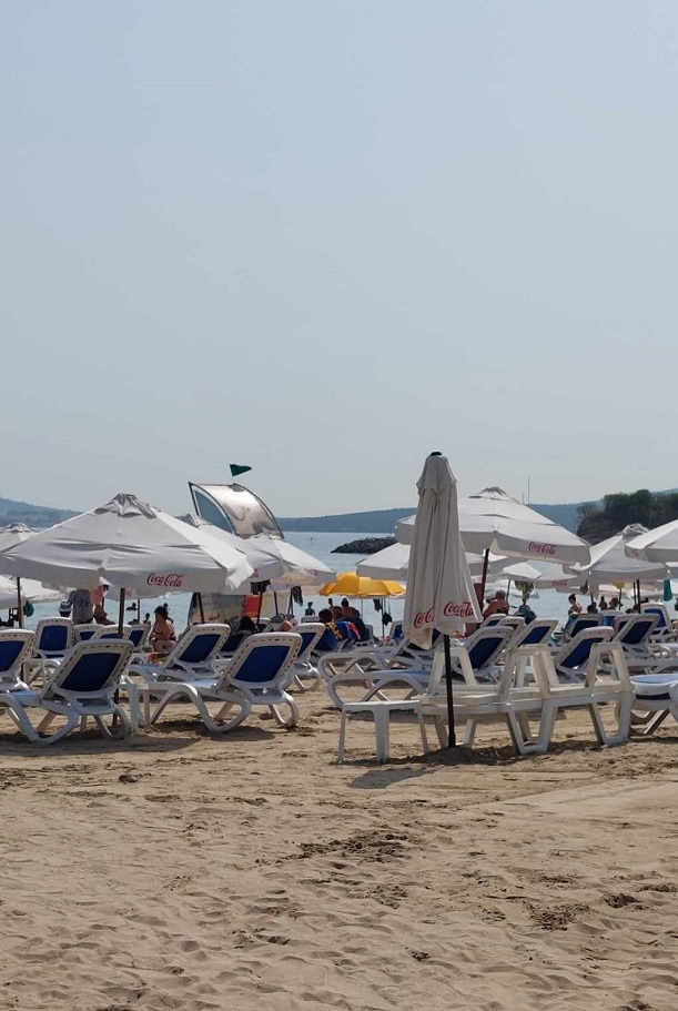 Пускат приложението MySpot за запазване на чадъри и шезлонги на плажа, вижте правилата за използването му
