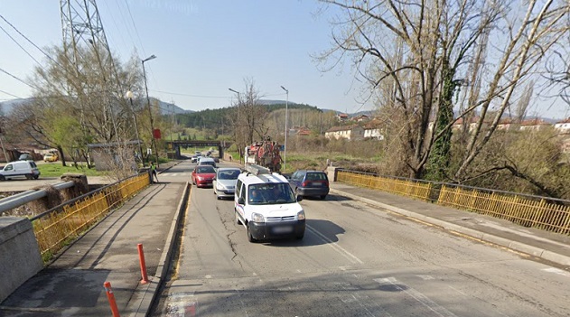 В Перник ще правят нов пешеходен мост над река Струма