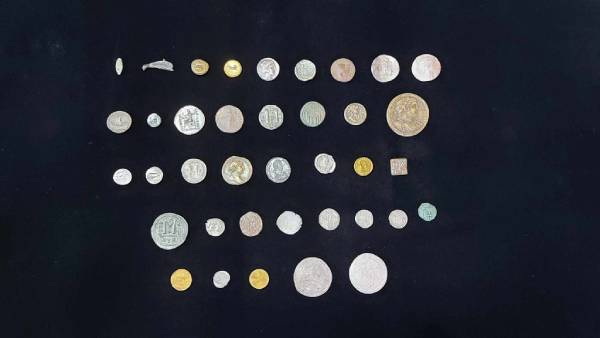 С блясък на злато, сребро и мед - колекцията от монети във Варна, от зората на монетосеченето до XIX век